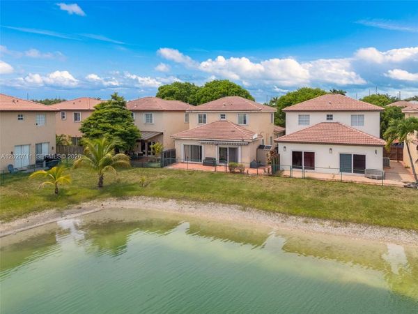 11318 NW 44th Ter , Doral, FL 33178