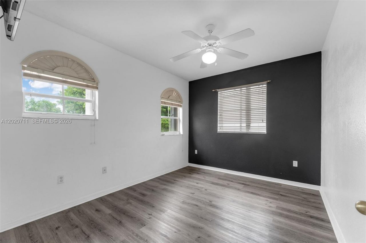11318 NW 44th Ter , Doral, FL 33178 Photo