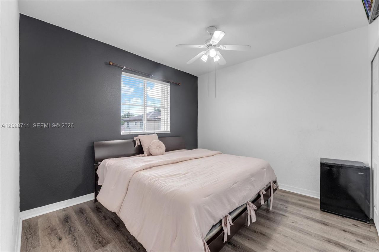 11318 NW 44th Ter , Doral, FL 33178 Photo