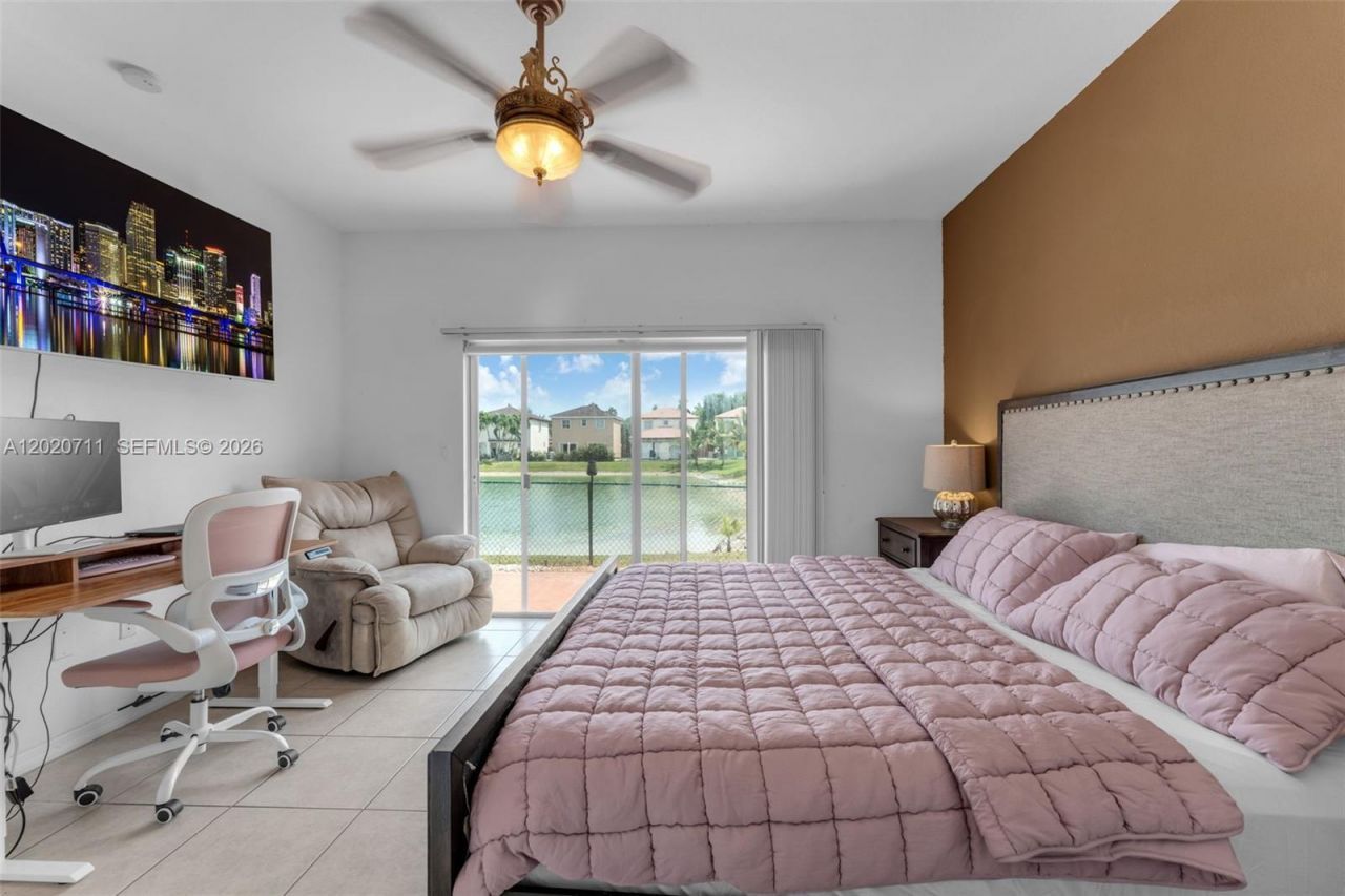 11318 NW 44th Ter , Doral, FL 33178 Photo