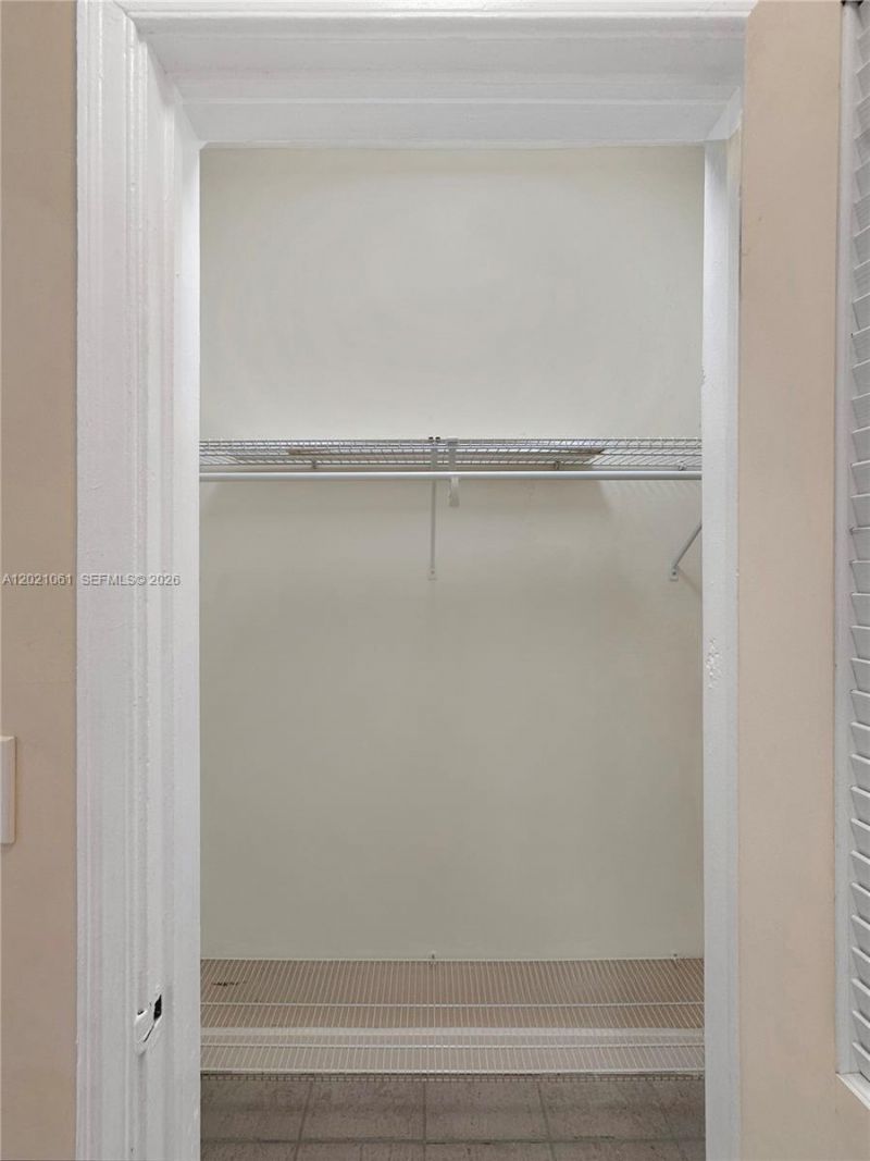 965 Bay Dr , Unit 6, Miami Beach, FL 33141 Photo