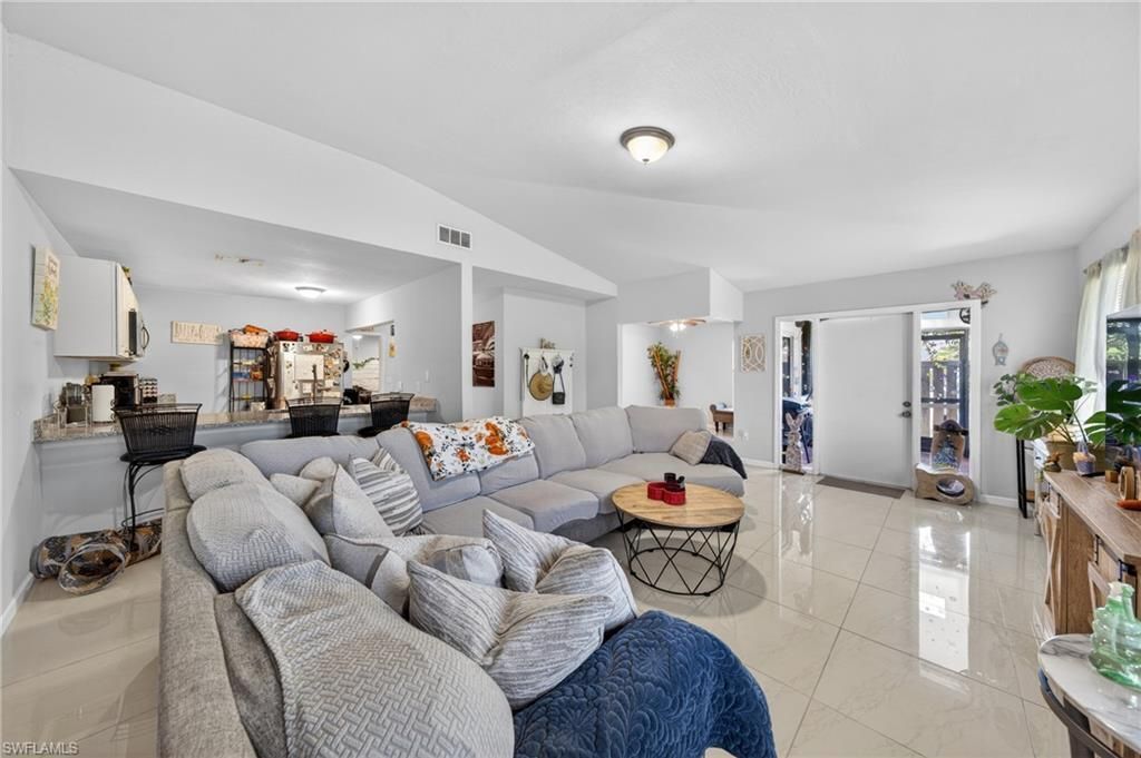 17318 Timber Oak Ln , Fort Myers, FL 33908 Photo