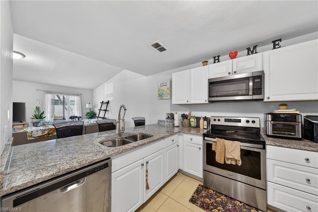 17318 Timber Oak Ln , Fort Myers, FL 33908 Photo