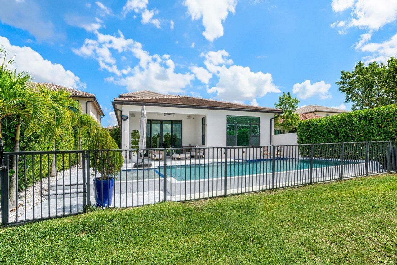 8795 Grand Prix Lane, Boynton Beach, FL 33472 Photo