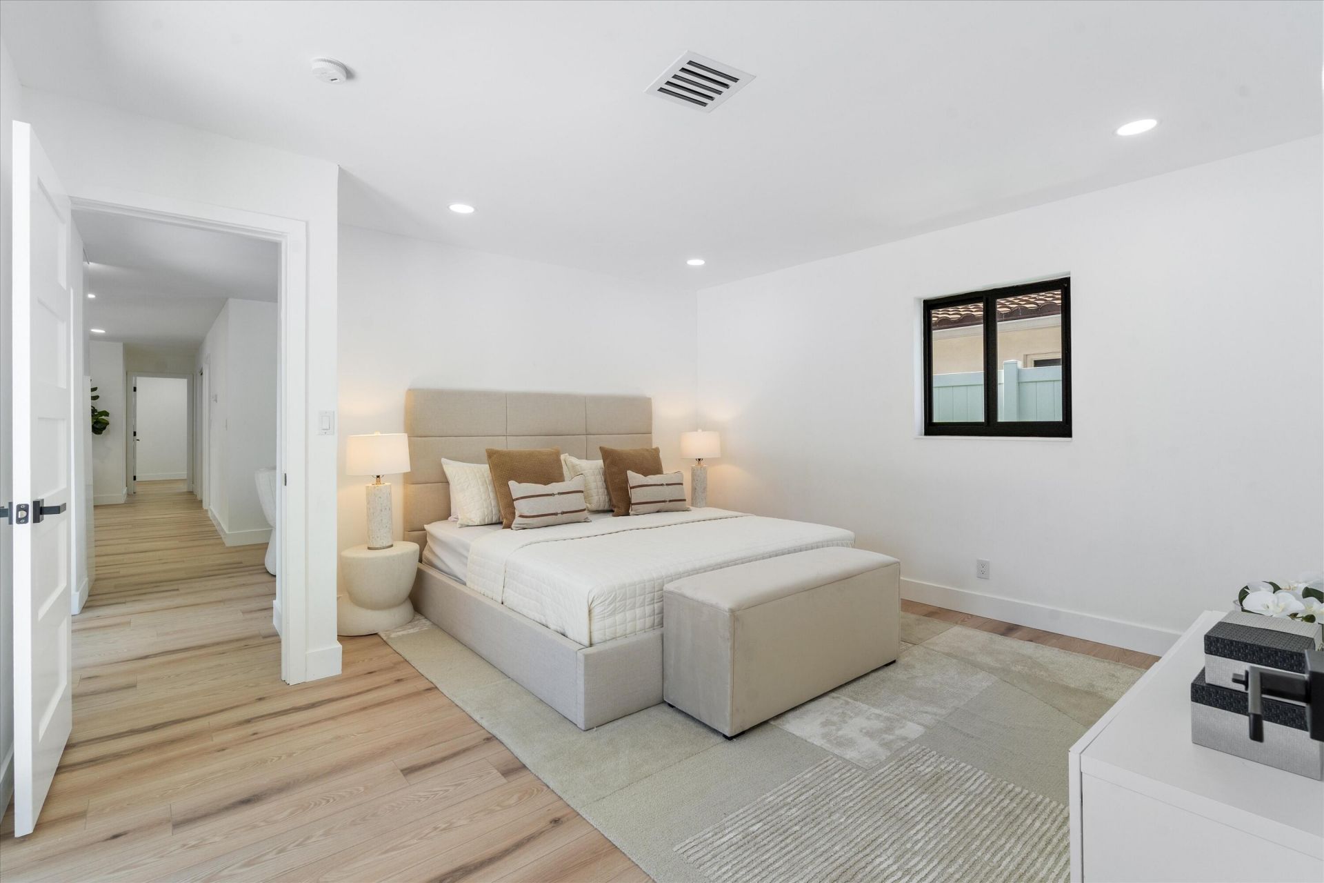 4721 Bayview Drive, Fort Lauderdale, FL 33308 Photo