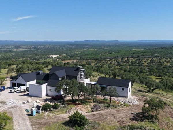 3531 RM-3347, Round Mountain, TX 78663