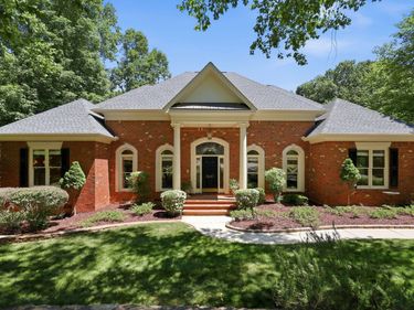 1017 Old Meetinghouse Way, Raleigh, NC 27615