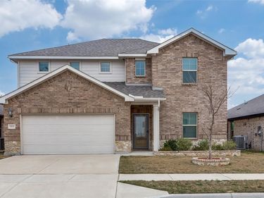 10616 Tonkala Drive, Fort Worth, TX 76179