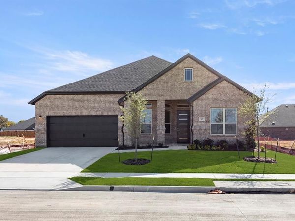 707 Brazos Drive, Van Alstyne, TX 75495