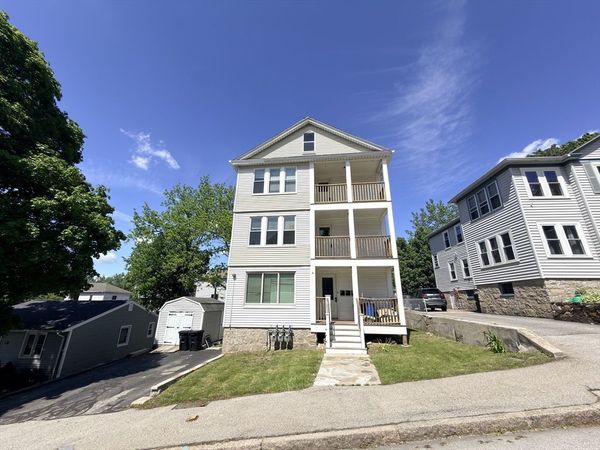 4 Glade St, Unit 3, Worcester, MA 01610