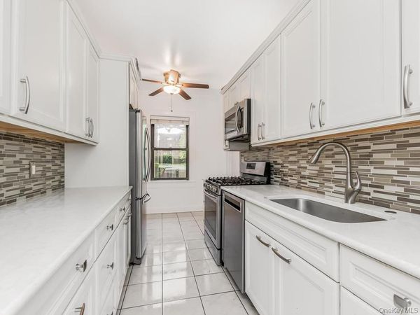 5 Franklin Avenue , Unit 1P, White Plains, NY 10601