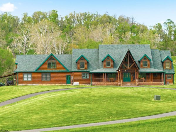4896 Good Hope Pike, Clarksburg, WV 26301