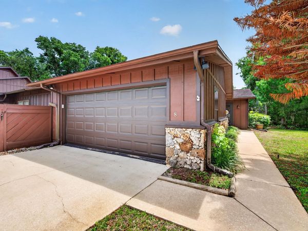 8 Mimosa Trl, Ormond Beach, FL 32174