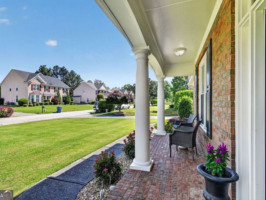 Property Image 4