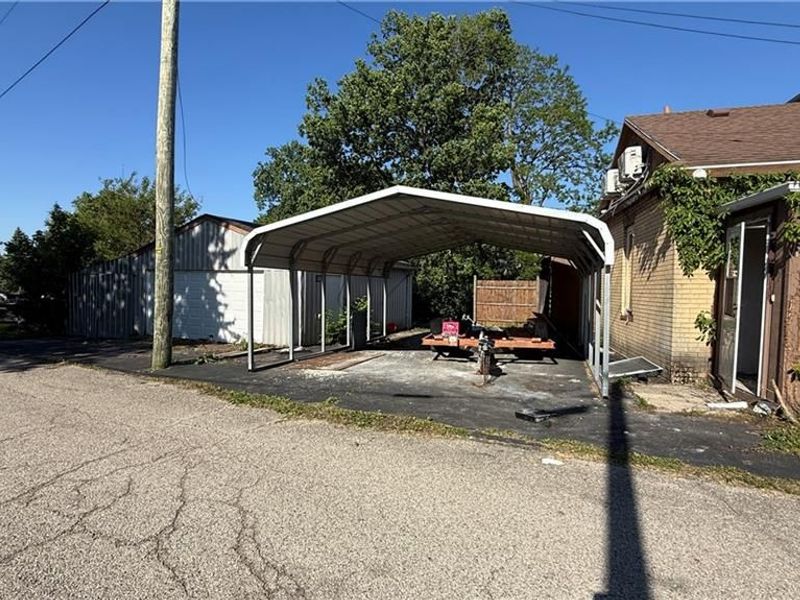 3753 W National Road, Springfield Township, OH 45504 Photo 22