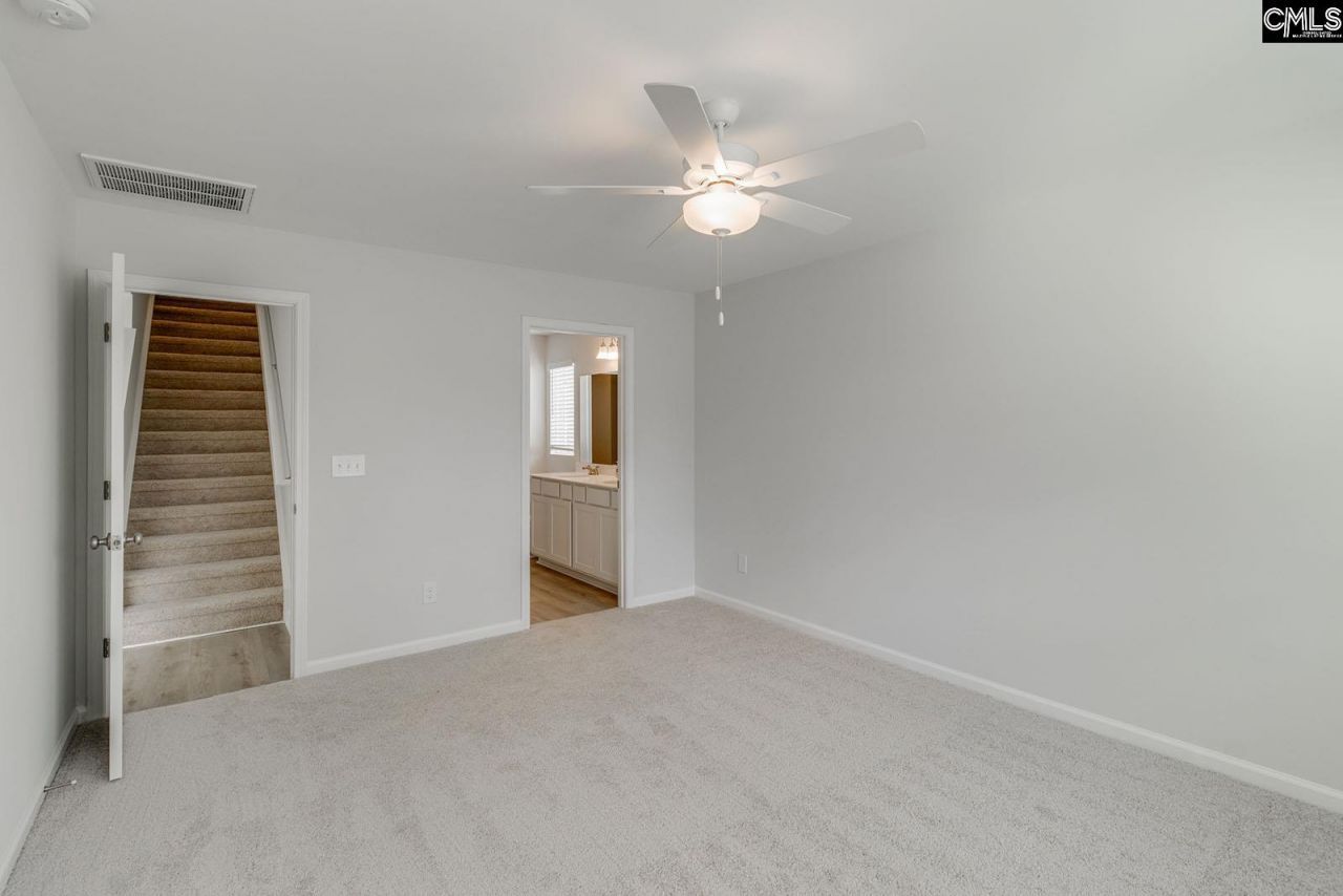 233 Laurinton Farms Drive Photo 16