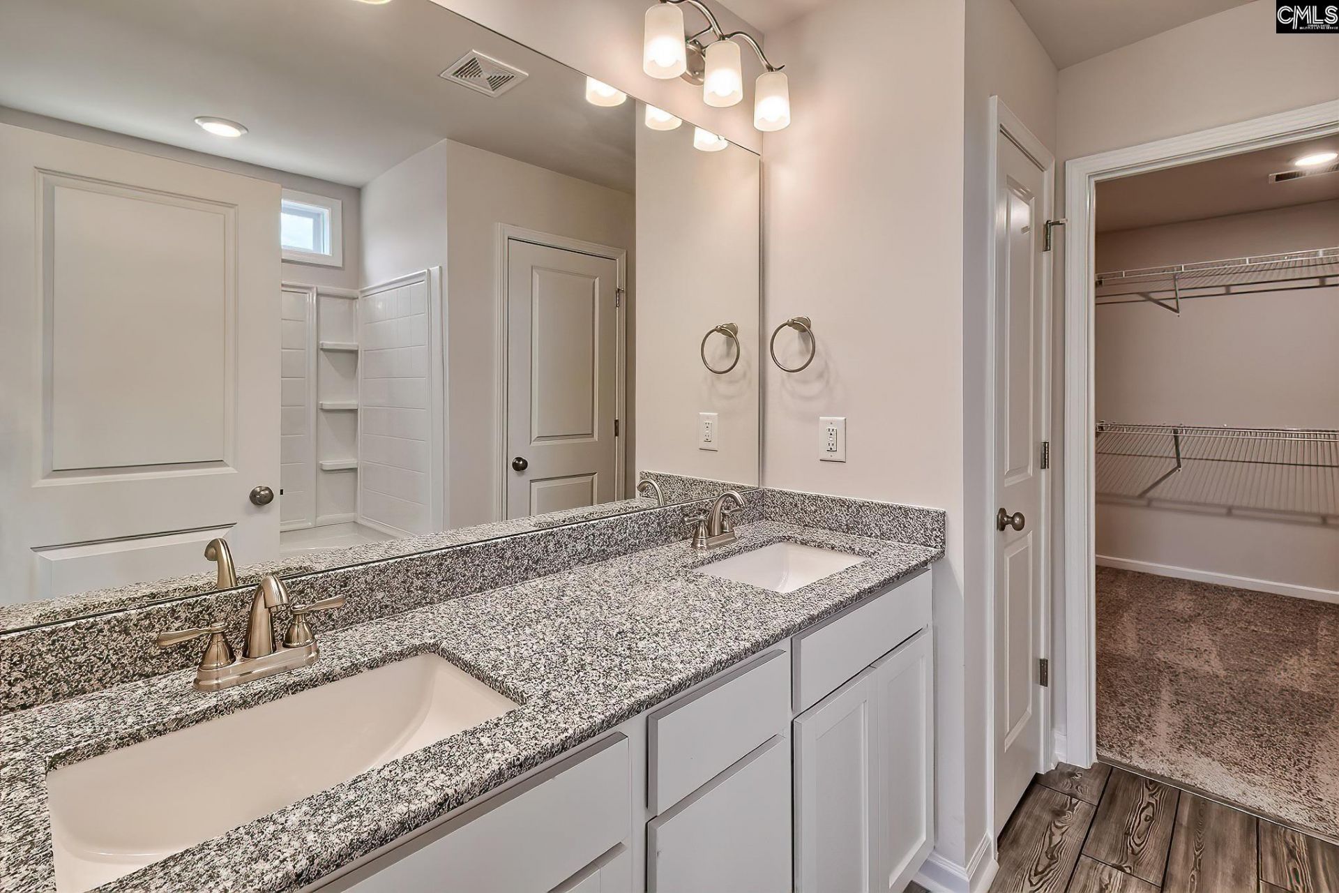 812 Daniel Lake Court  Photo 15