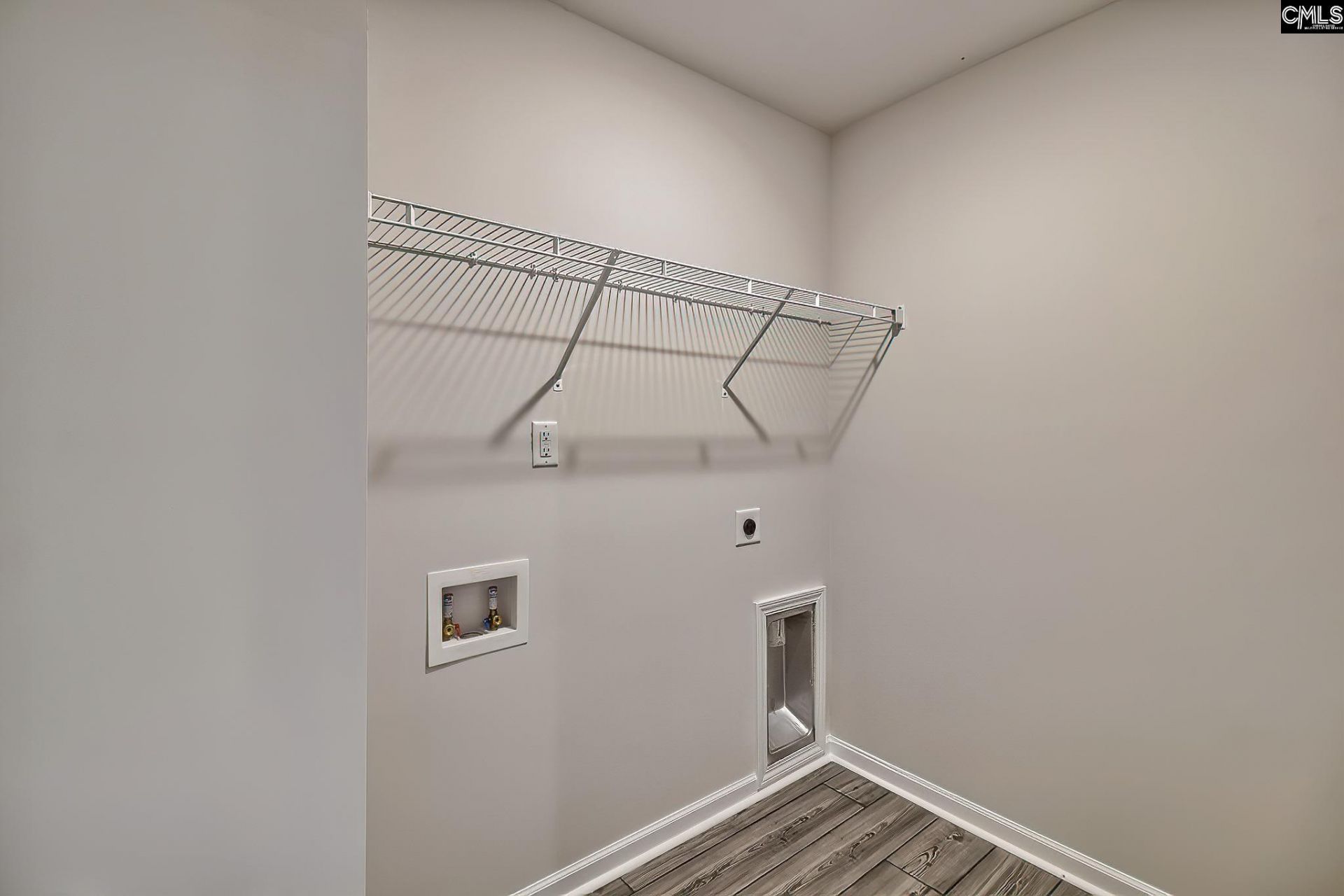 812 Daniel Lake Court  Photo 18
