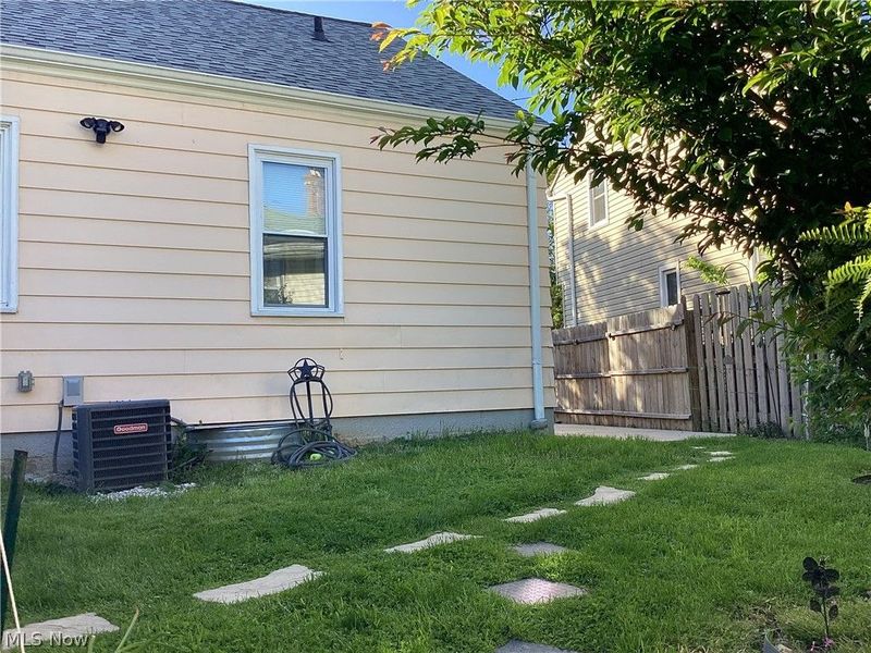 4225 Brookside Boulevard, Cleveland, OH 44135 Photo 3