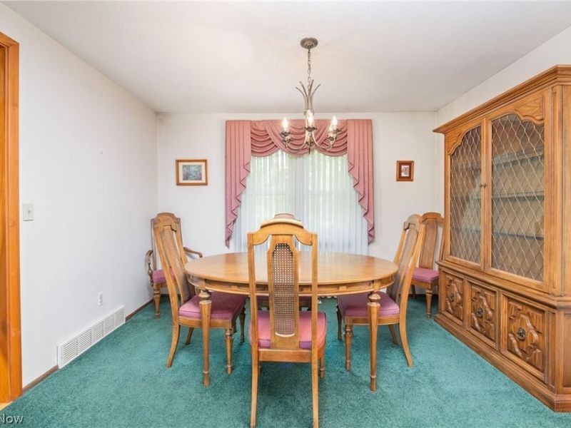 8152 Twin Oaks Drive, Broadview Heights, OH 44147 Photo 14