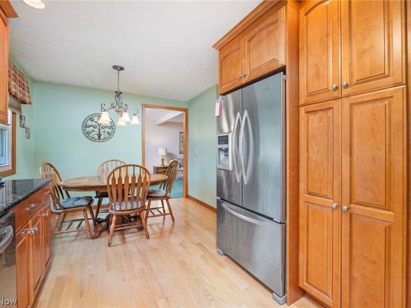 8152 Twin Oaks Drive, Broadview Heights, OH 44147 Photo 5