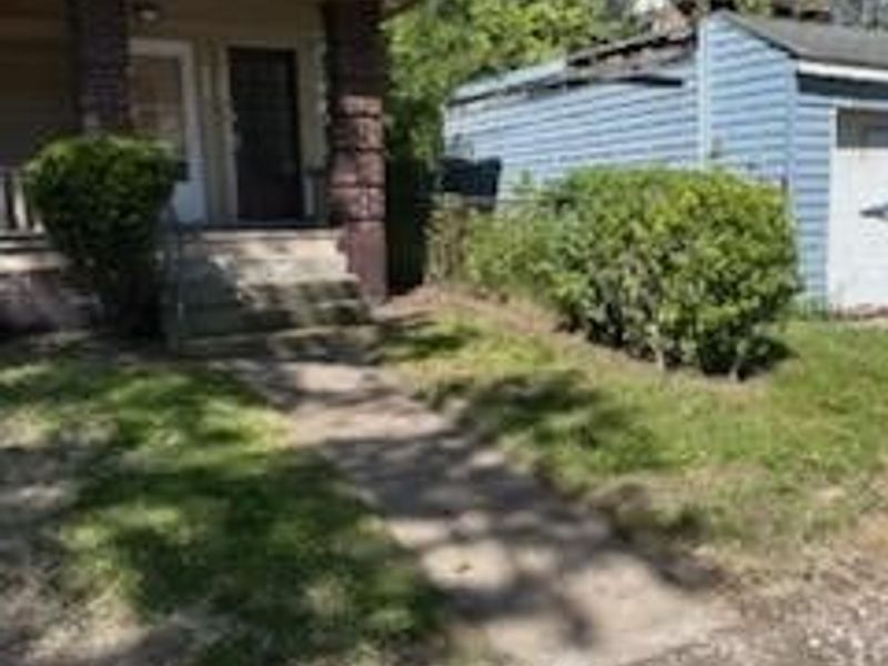 658 E 92 Street, Cleveland, OH 44108 Photo 19