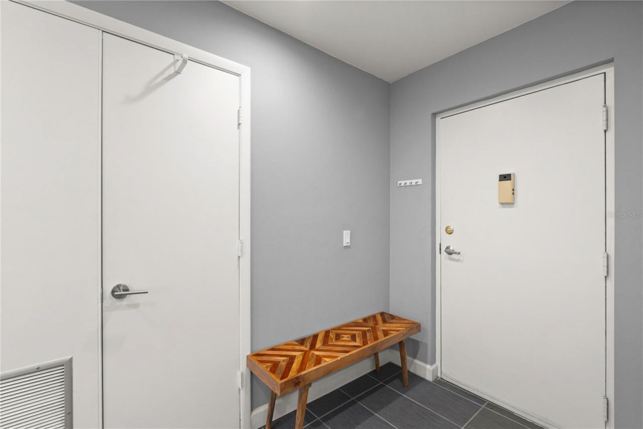 2746 Orchid Oaks Drive, Unit 301, Sarasota, FL 34239 Photo