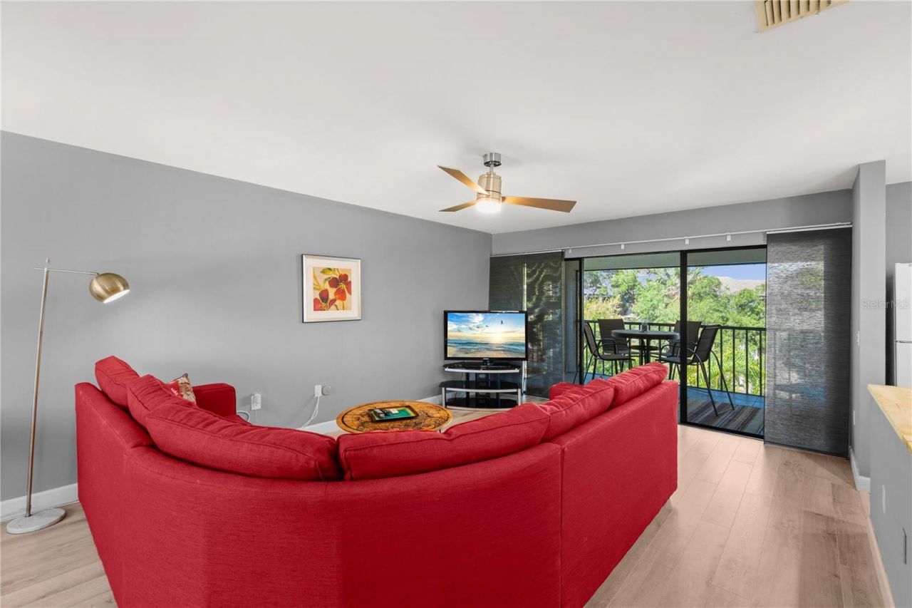 2746 Orchid Oaks Drive, Unit 301, Sarasota, FL 34239 Photo