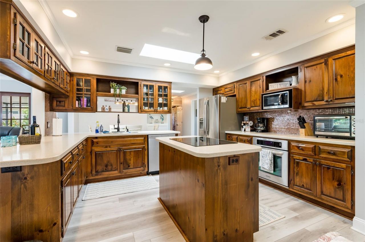 12473 90th Avenue , Seminole, FL 33772 Photo