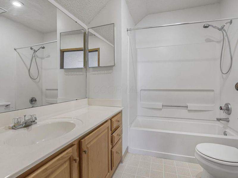 1249 Dunhurst Street , Circleville, OH 43113 Photo 41