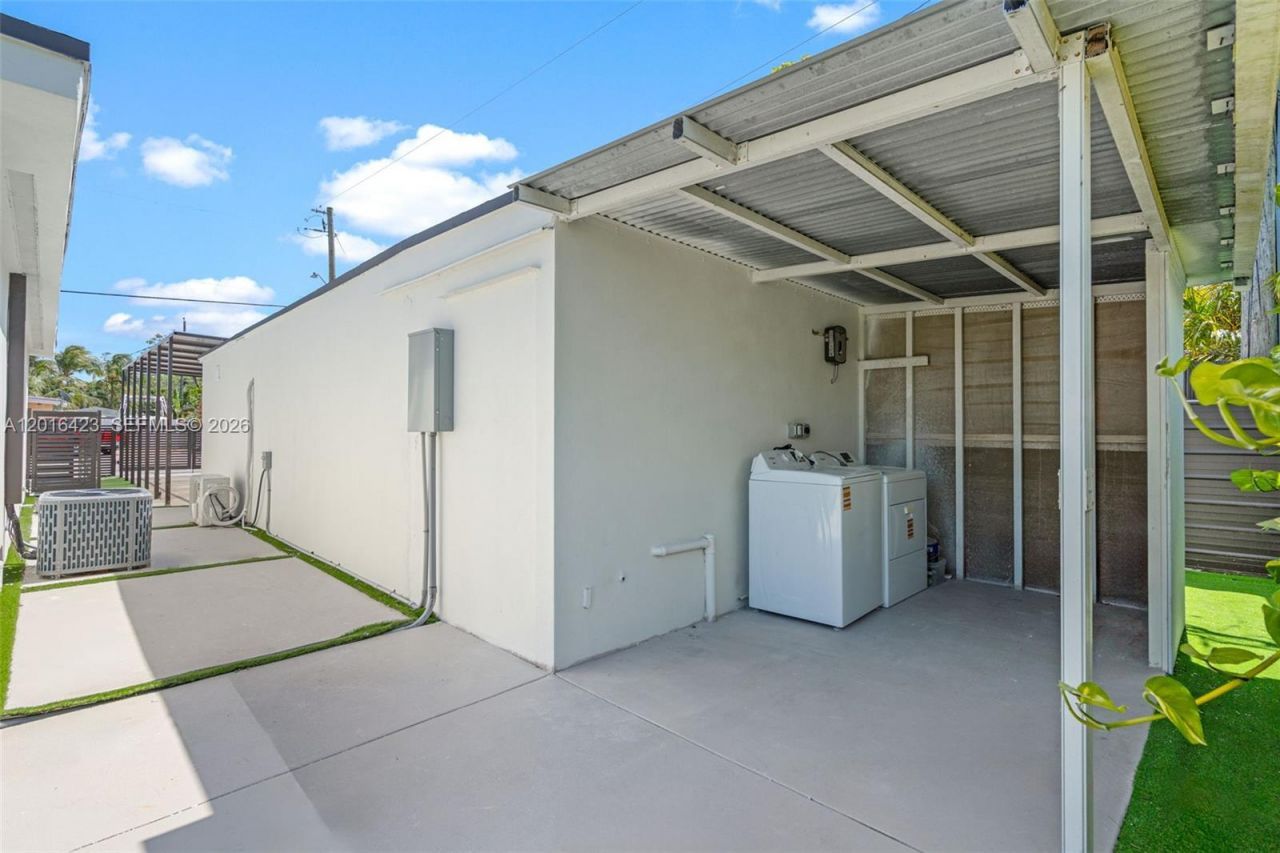 4170 SW 99th Ave, Miami, FL 33165 Photo
