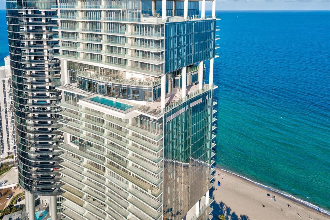18501 E Collins, Unit 1503, Sunny Isles Beach, FL 33160 Photo