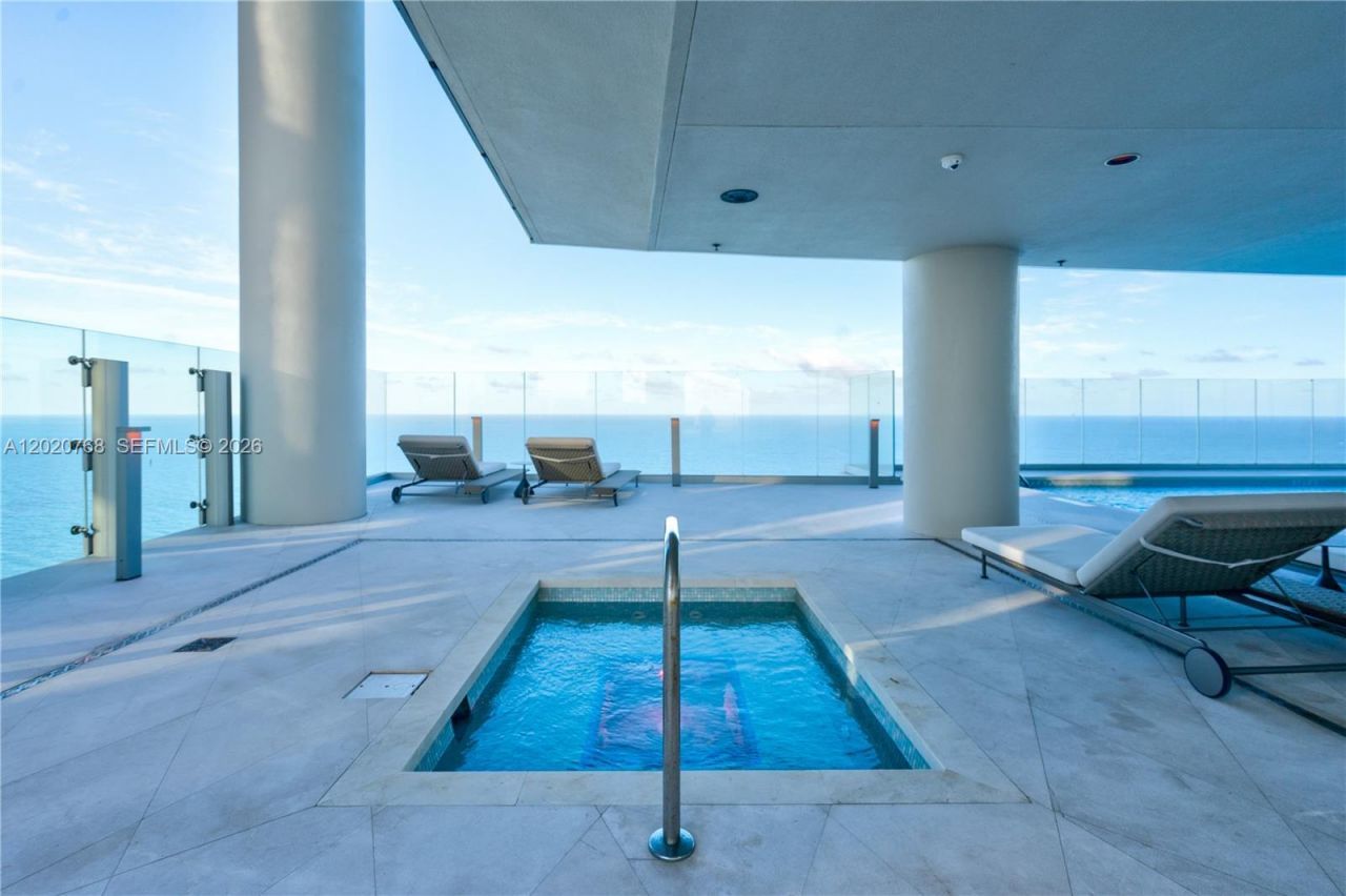 18501 E Collins, Unit 1503, Sunny Isles Beach, FL 33160 Photo