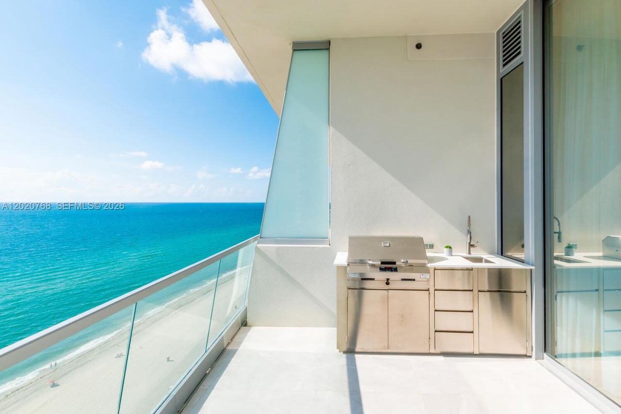 18501 E Collins, Unit 1503, Sunny Isles Beach, FL 33160 Photo