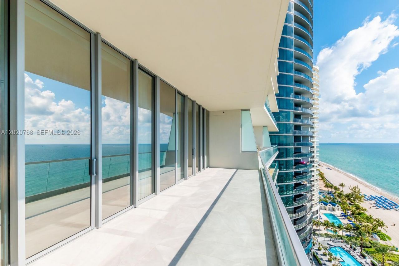 18501 E Collins, Unit 1503, Sunny Isles Beach, FL 33160 Photo