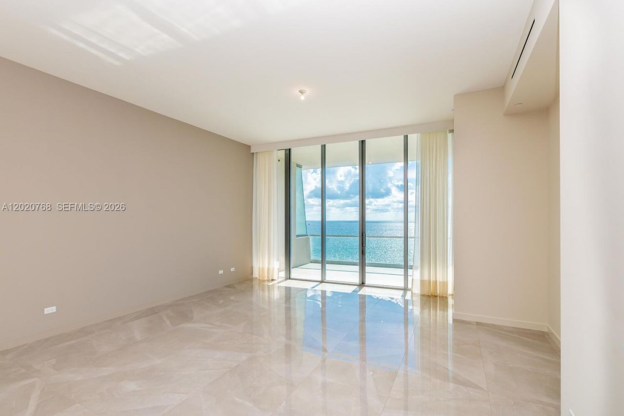 18501 E Collins, Unit 1503, Sunny Isles Beach, FL 33160 Photo