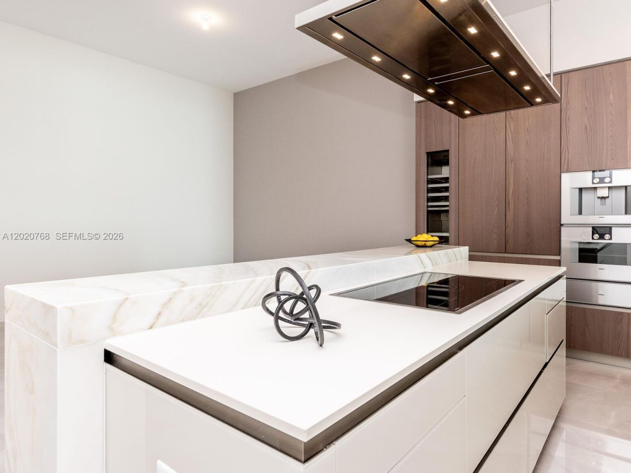 18501 E Collins, Unit 1503, Sunny Isles Beach, FL 33160 Photo