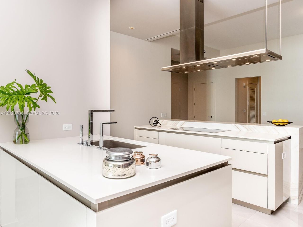 18501 E Collins, Unit 1503, Sunny Isles Beach, FL 33160 Photo