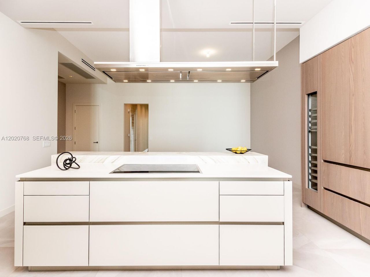 18501 E Collins, Unit 1503, Sunny Isles Beach, FL 33160 Photo
