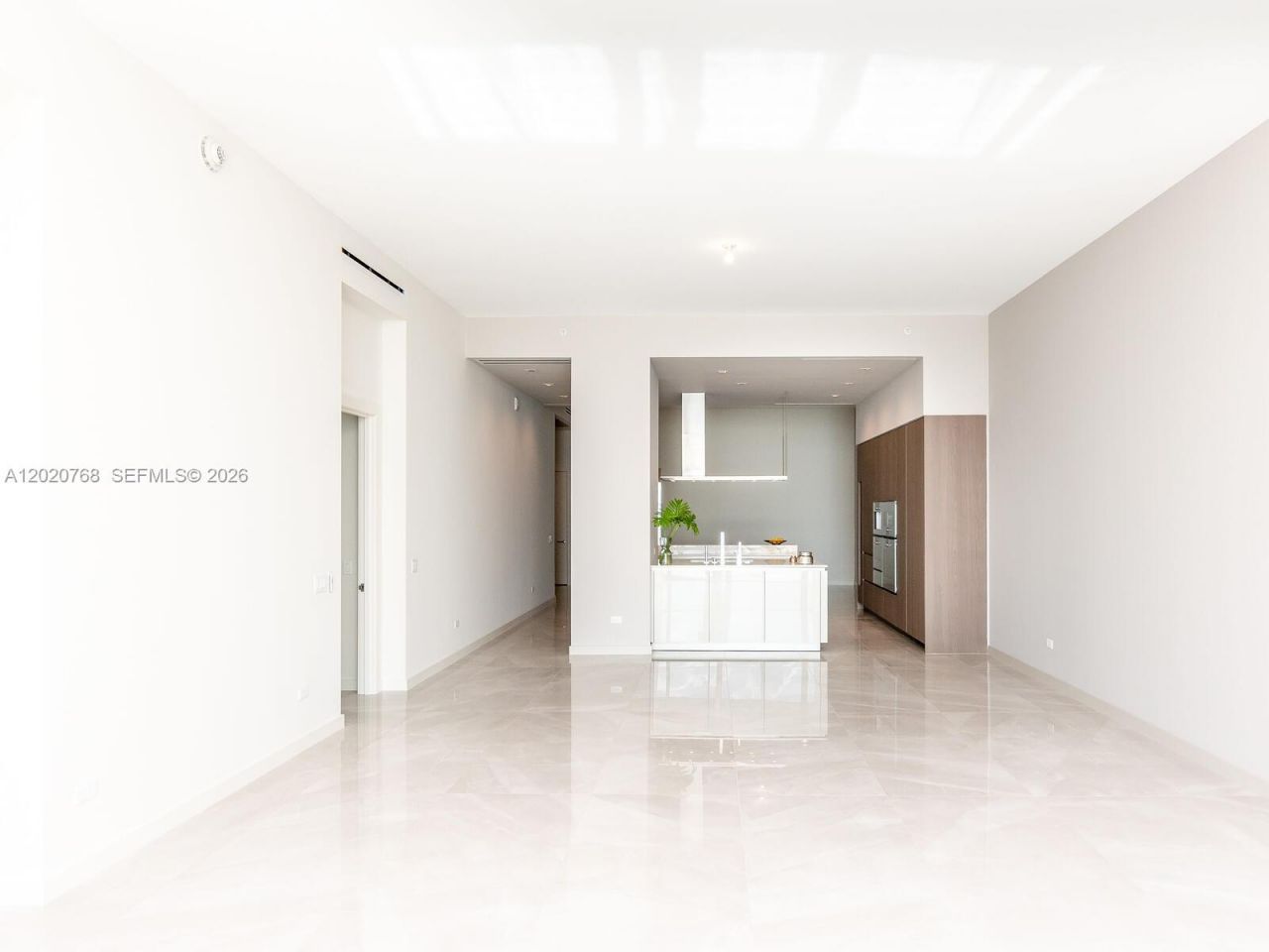 18501 E Collins, Unit 1503, Sunny Isles Beach, FL 33160 Photo