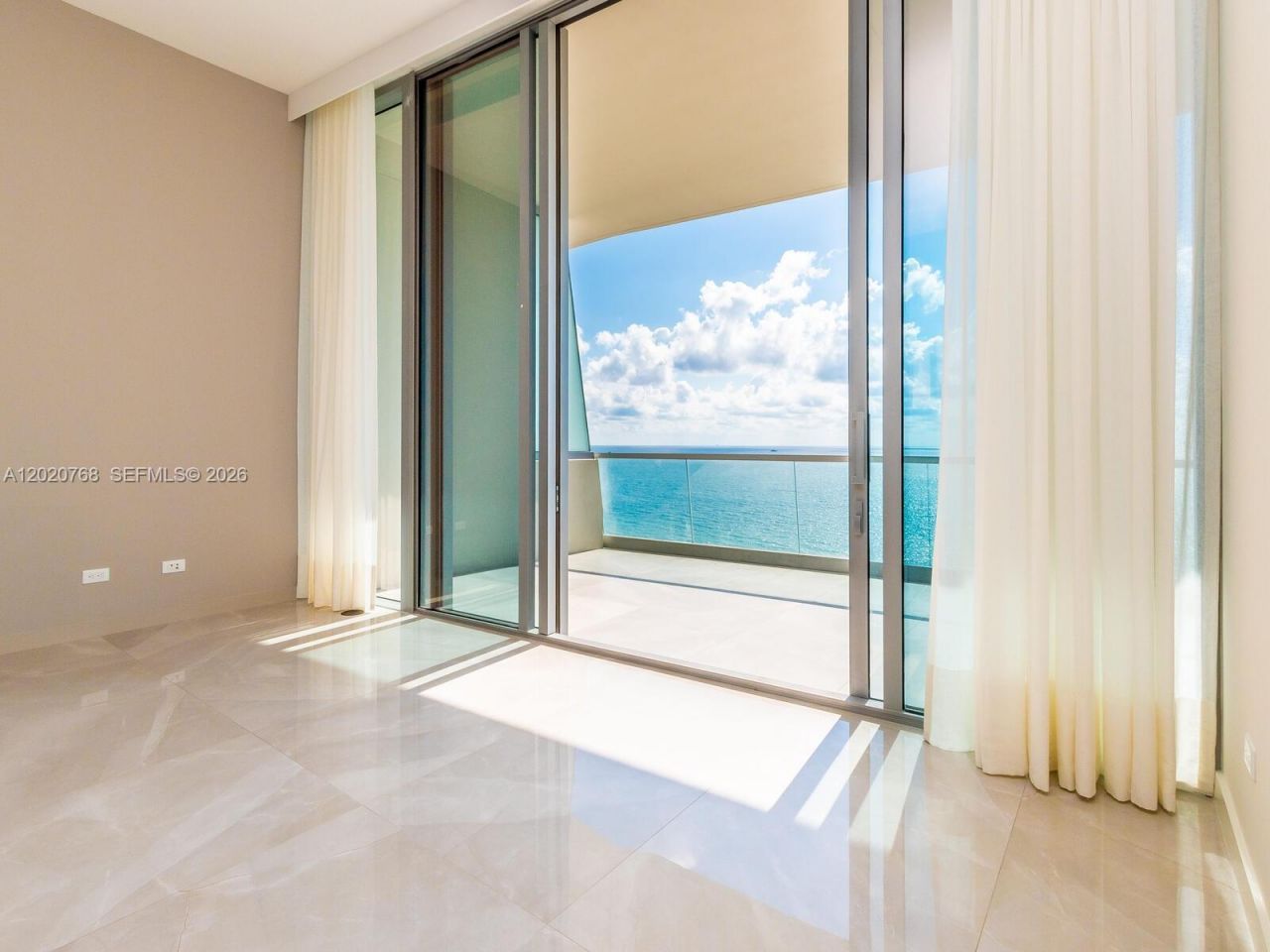 18501 E Collins, Unit 1503, Sunny Isles Beach, FL 33160 Photo