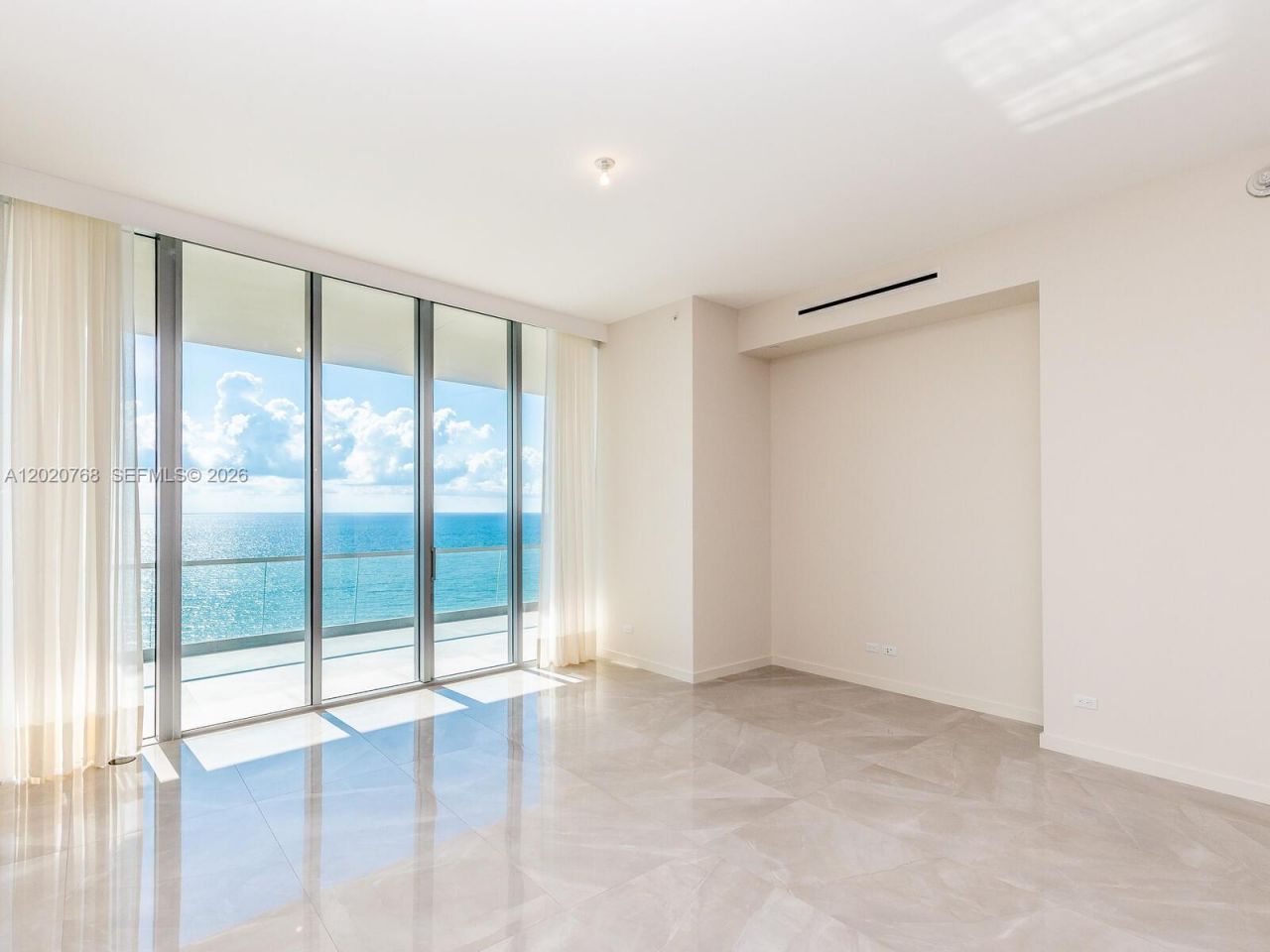 18501 E Collins, Unit 1503, Sunny Isles Beach, FL 33160 Photo
