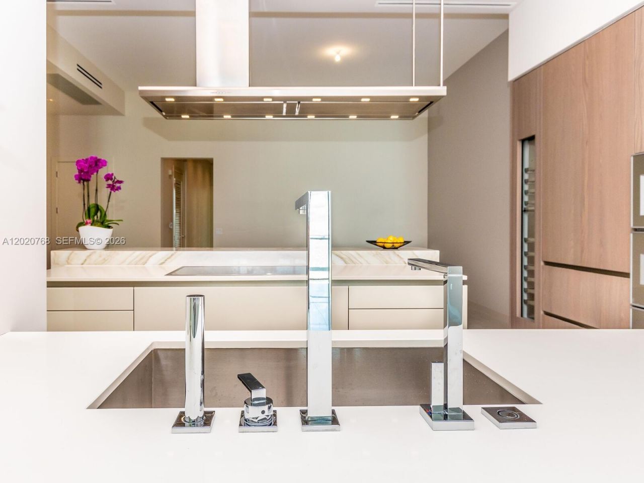 18501 E Collins, Unit 1503, Sunny Isles Beach, FL 33160 Photo