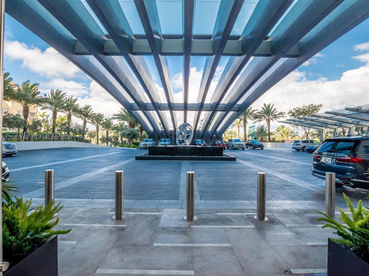 18501 E Collins, Unit 1503, Sunny Isles Beach, FL 33160 Photo