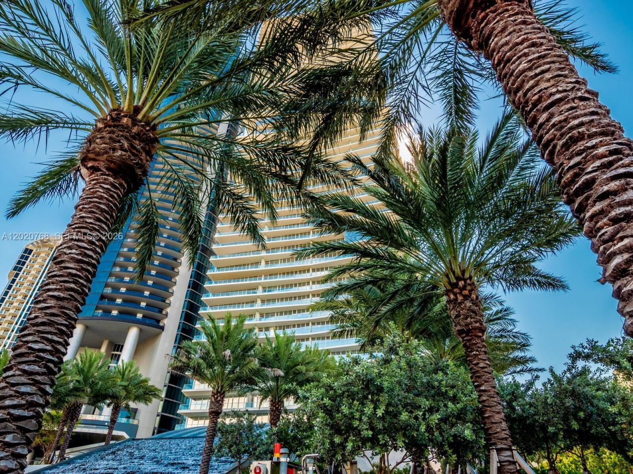 18501 E Collins, Unit 1503, Sunny Isles Beach, FL 33160 Photo