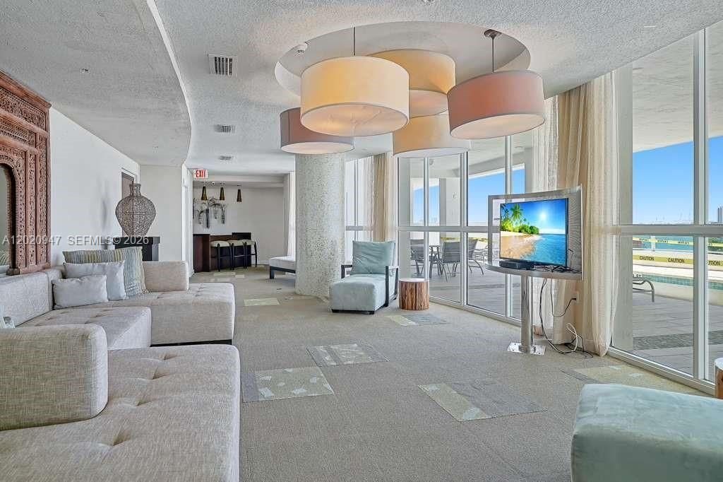 500 NE 29th St , Unit 1005, Miami, FL 33137 Photo