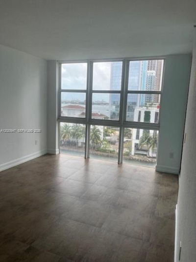 500 NE 29th St , Unit 1005, Miami, FL 33137 Photo
