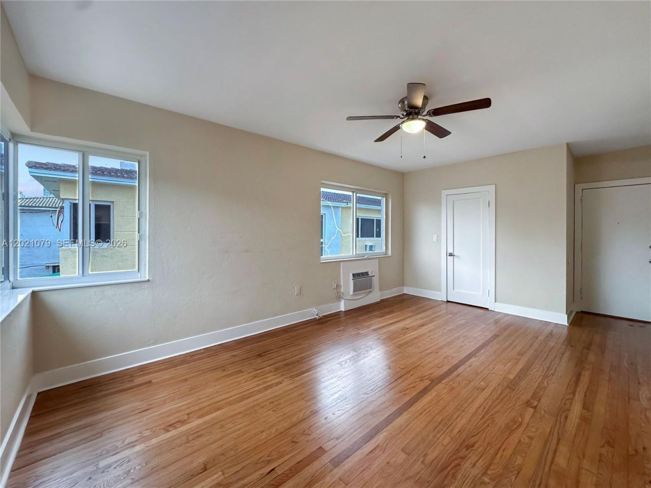 965 Bay Dr , Unit 8, Miami Beach, FL 33141 Photo