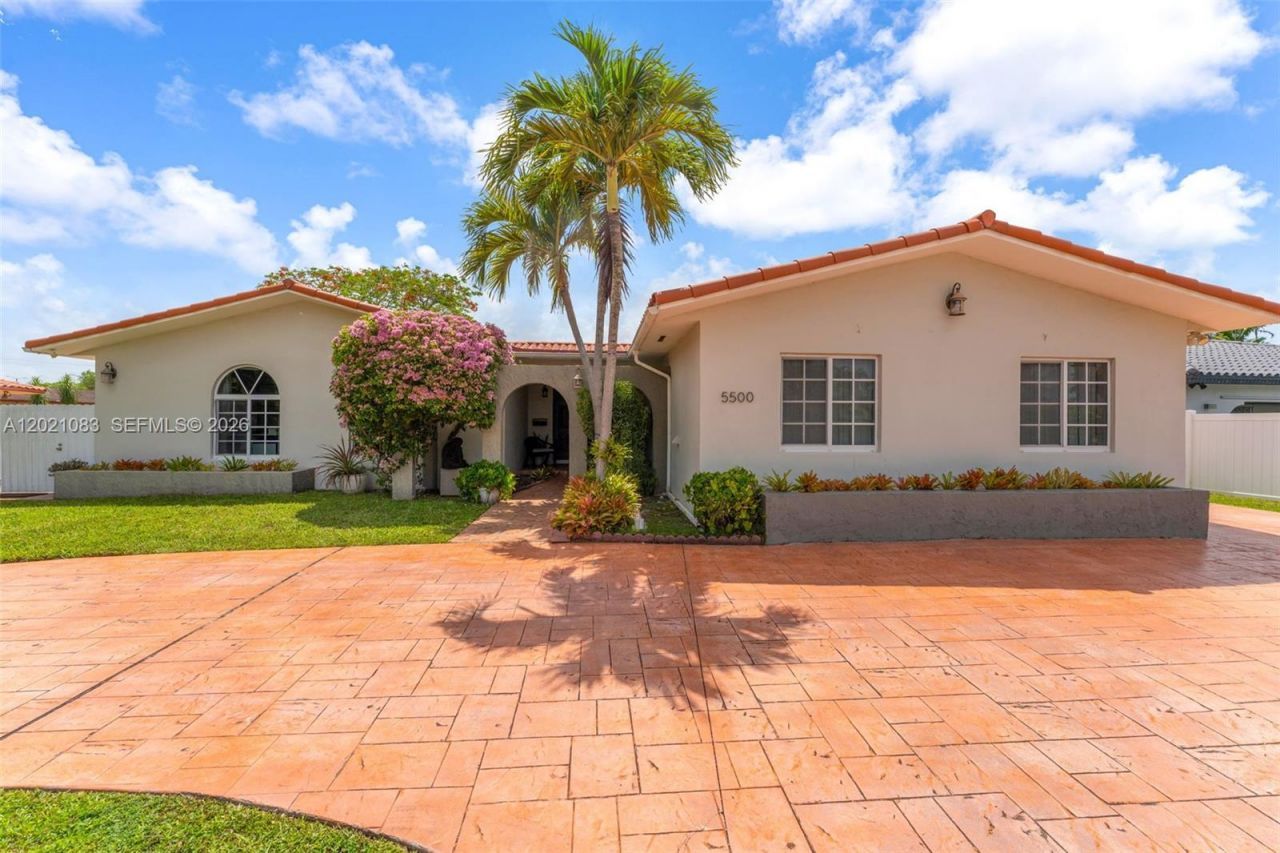 5500 SW 87th Ave, Miami, FL 33165 Photo