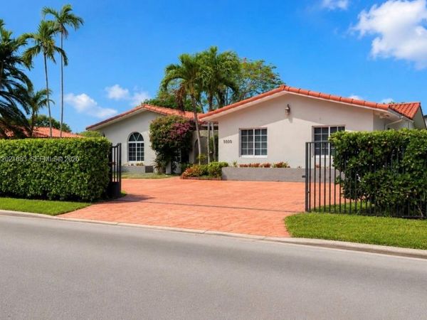 5500 SW 87th Ave , Miami, FL 33165